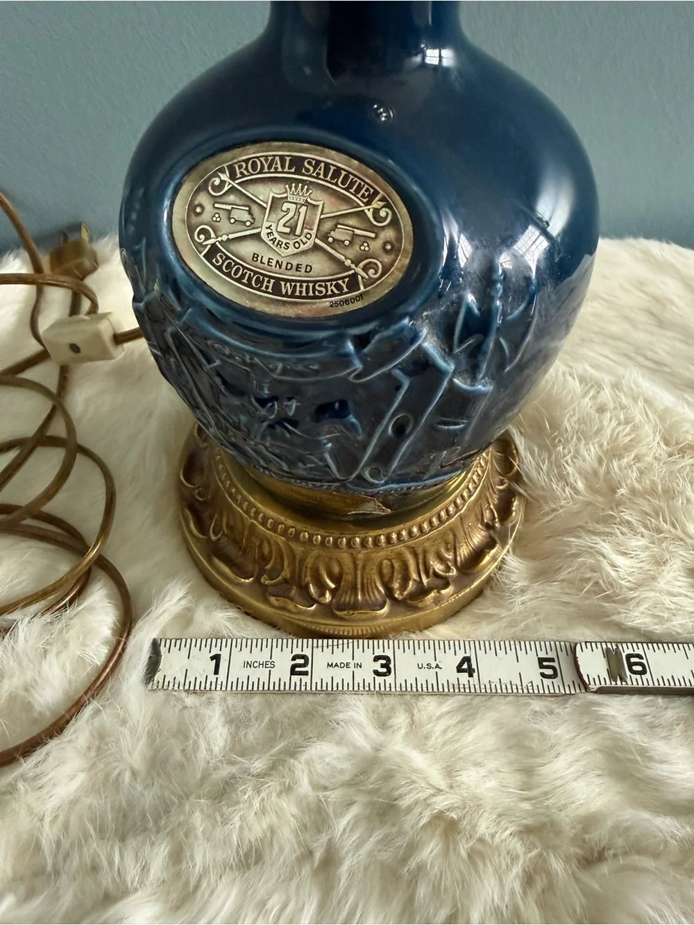 N/A vintage royal